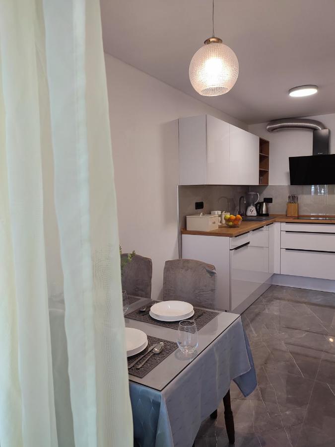 Apartman Ivan Каштела Экстерьер фото